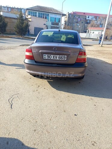 Opel Vectra 1998, 318,512 km - 1.8 l - Sumqayıt