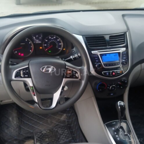 Hyundai Accent 2014, 135,000 km - 1.6 l - Bakı