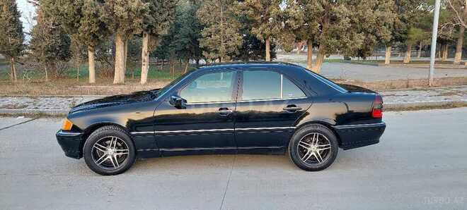 Mercedes C 220 1995, 295,638 km - 2.2 l - Sumqayıt