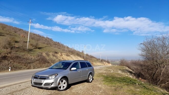 Opel Astra 2007, 185,000 km - 1.3 l - Quba