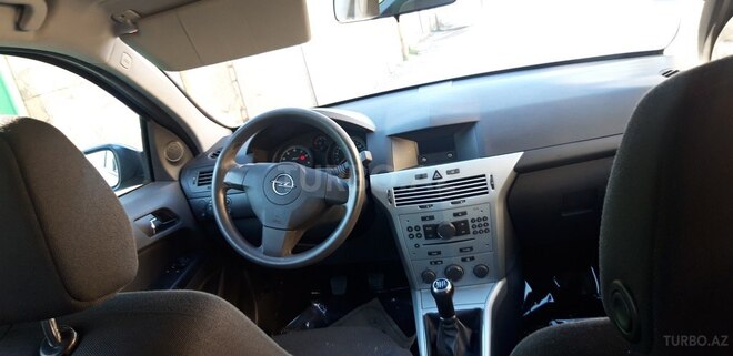 Opel Astra 2009, 169,862 km - 1.4 л - Bakı