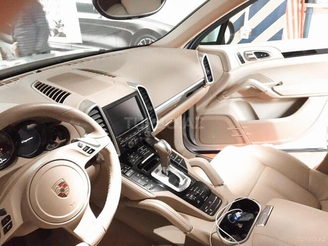 Porsche Cayenne 2014, 130,000 km - 3.6 l - Bakı