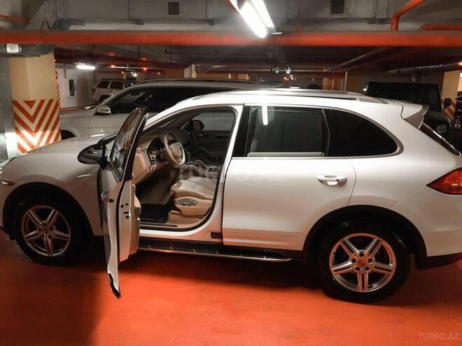 Porsche Cayenne 2014, 130,000 km - 3.6 l - Bakı