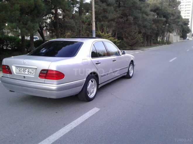 Mercedes E 240 1997, 440,000 km - 2.4 л - Bakı