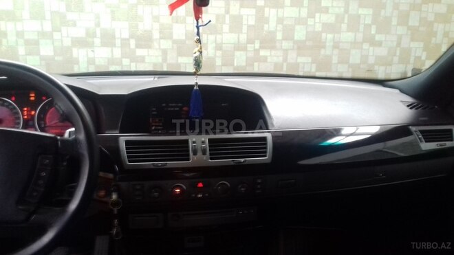 BMW 745 2002, 238,000 km - 4.4 l - Tovuz