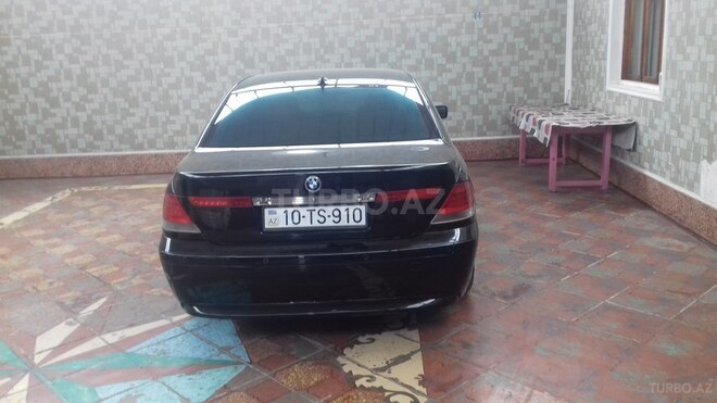 BMW 745 2002, 238,000 km - 4.4 l - Tovuz