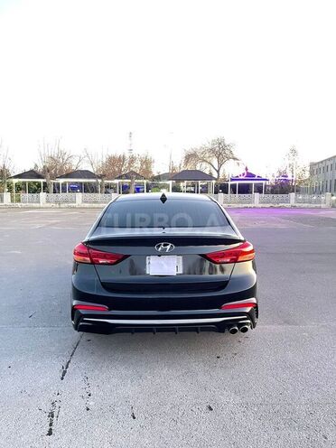 Hyundai Elantra 2018, 79,759 km - 1.6 l - Bakı