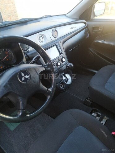 Mitsubishi Airtrek 2004, 266,100 km - 2.0 l - Bakı