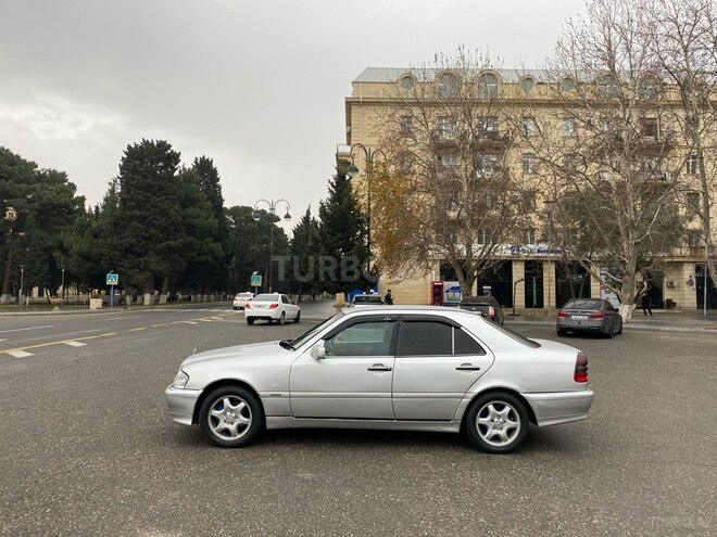 Mercedes C 220 1995, 320,107 km - 2.2 l - Sumqayıt