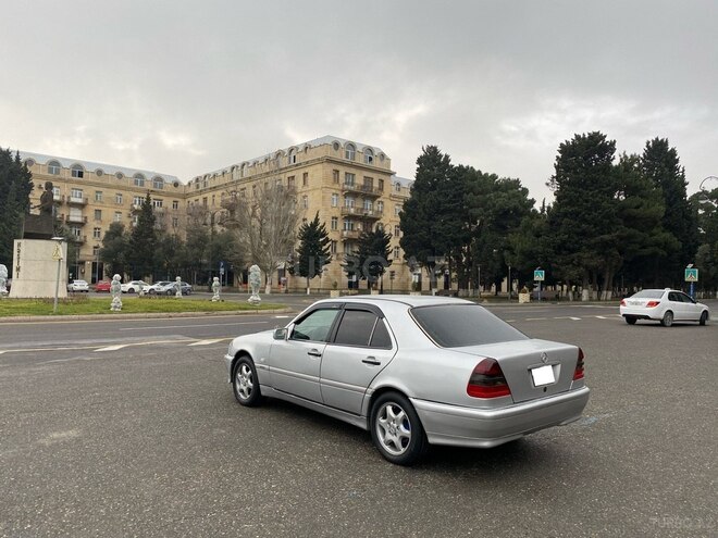 Mercedes C 220 1995, 320,107 km - 2.2 l - Sumqayıt