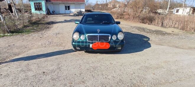 Mercedes E 240 1998, 227,332 km - 2.4 л - Şirvan