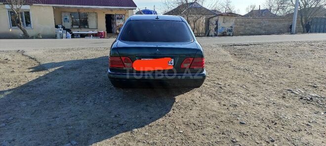 Mercedes E 240 1998, 227,332 km - 2.4 л - Şirvan