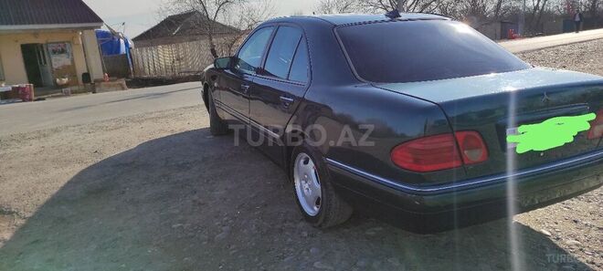Mercedes E 240 1998, 227,332 km - 2.4 л - Şirvan