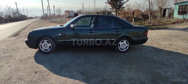 Mercedes E 240 1998, 227,332 km - 2.4 л - Şirvan