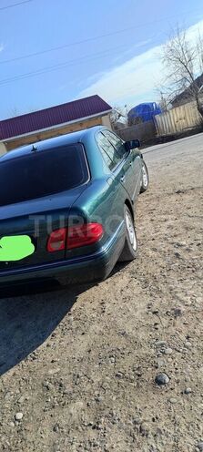 Mercedes E 240 1998, 227,332 km - 2.4 л - Şirvan