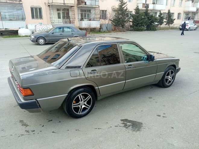Mercedes 190 1990, 233,000 km - 2.0 л - Bakı