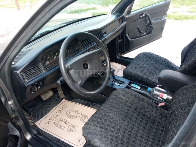 Mercedes 190 1990, 233,000 km - 2.0 л - Bakı