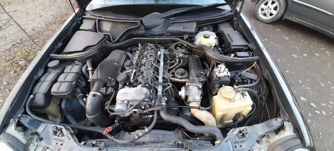 Mercedes E 270 2000, 559,000 km - 2.7 l - Lənkəran