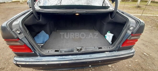 Mercedes E 270 2000, 559,000 km - 2.7 l - Lənkəran