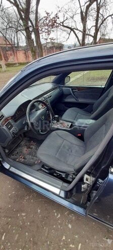 Mercedes E 270 2000, 559,000 km - 2.7 l - Lənkəran