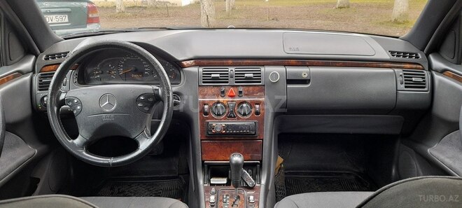 Mercedes E 270 2000, 559,000 km - 2.7 l - Lənkəran
