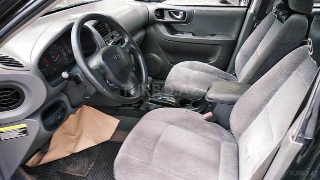 Hyundai Santa Fe 2003, 205,000 km - 2.7 l - Bakı