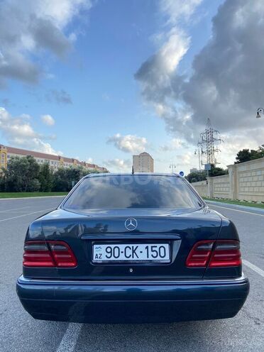 Mercedes E 240 1998, 444,000 km - 2.6 l - Bakı