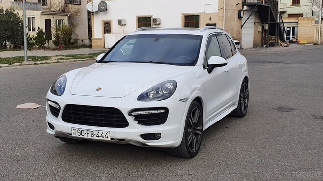 Porsche Cayenne GTS 2014, 87,500 km - 4.8 l - Bakı