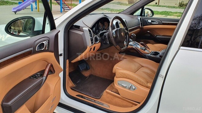 Porsche Cayenne GTS 2014, 87,500 km - 4.8 l - Bakı