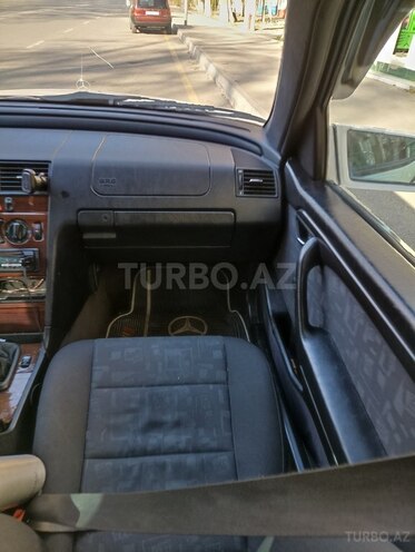 Mercedes C 180 1997, 420,000 km - 1.8 l - Mingəçevir