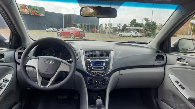 Hyundai Accent 2014, 131,068 km - 1.6 l - Bakı