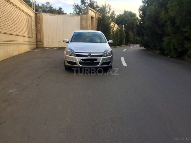 Opel Astra 2005, 153,000 km - 1.4 л - Bakı