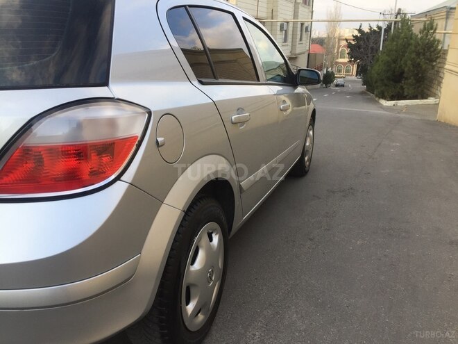 Opel Astra 2005, 153,000 km - 1.4 л - Bakı
