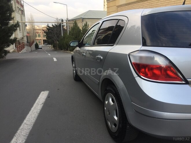 Opel Astra 2005, 153,000 km - 1.4 л - Bakı