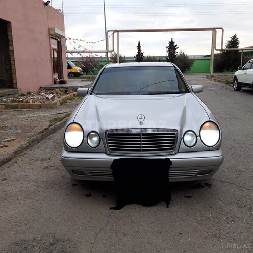 Mercedes E 200 1997, 350,000 km - 2.0 л - Sumqayıt