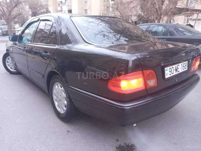 Mercedes E 240 1998, 365,000 km - 2.4 л - Bakı