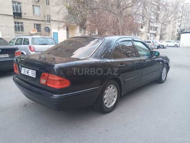 Mercedes E 240 1998, 365,000 km - 2.4 л - Bakı