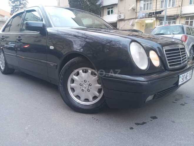 Mercedes E 240 1998, 365,000 km - 2.4 л - Bakı