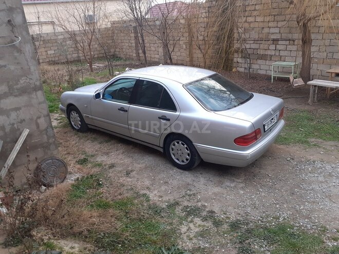 Mercedes E 200 1996, 393,536 km - 2.0 л - Bakı
