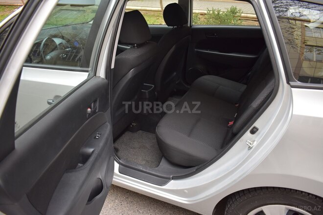 Hyundai i30 2009, 217,962 km - 1.4 l - Bakı