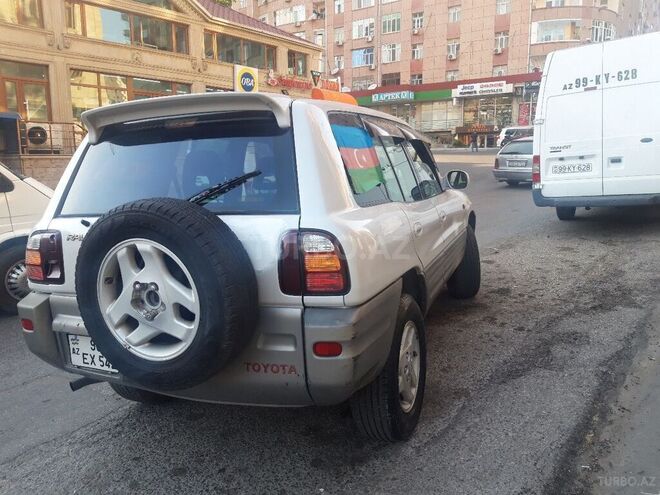 Toyota RAV4 1997, 215,000 km - 2.0 l - Bakı