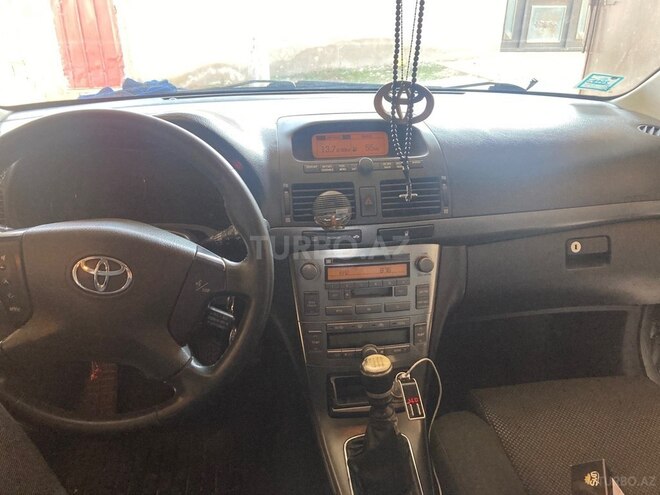 Toyota Avensis 2006, 380,000 km - 2.2 l - Bakı