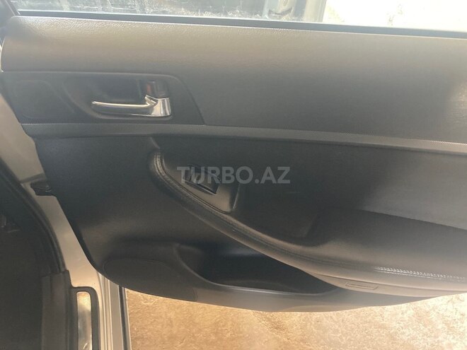 Toyota Avensis 2006, 380,000 km - 2.2 l - Bakı