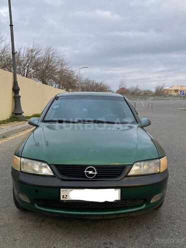 Opel Vectra 1997, 330,000 km - 1.8 л - Bakı