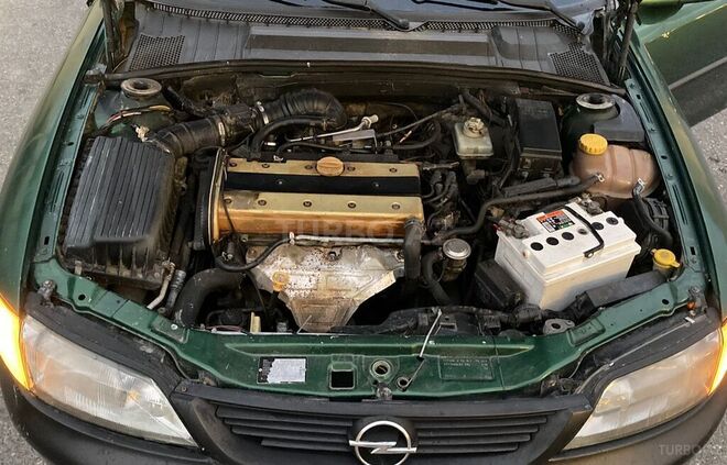 Opel Vectra 1997, 330,000 km - 1.8 л - Bakı