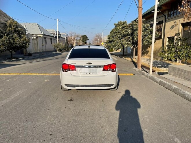 Chevrolet Cruze 2015, 130,000 km - 1.4 l - Şəmkir