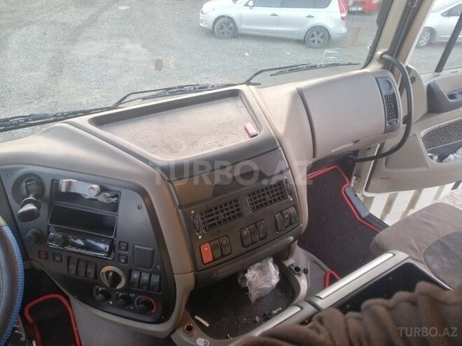 DAF 105 XF 2008, 132,000 km - 12.9 l - Sumqayıt