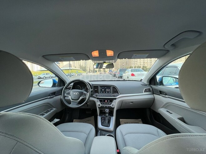 Hyundai Elantra 2017, 20,000 km - 2.0 л - Bakı