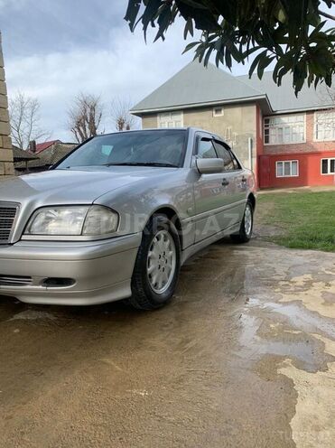 Mercedes C 180 1997, 320,000 km - 1.8 л - Masallı