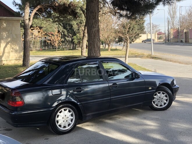 Mercedes C 200 1999, 212,450 km - 2.0 l - Bakı